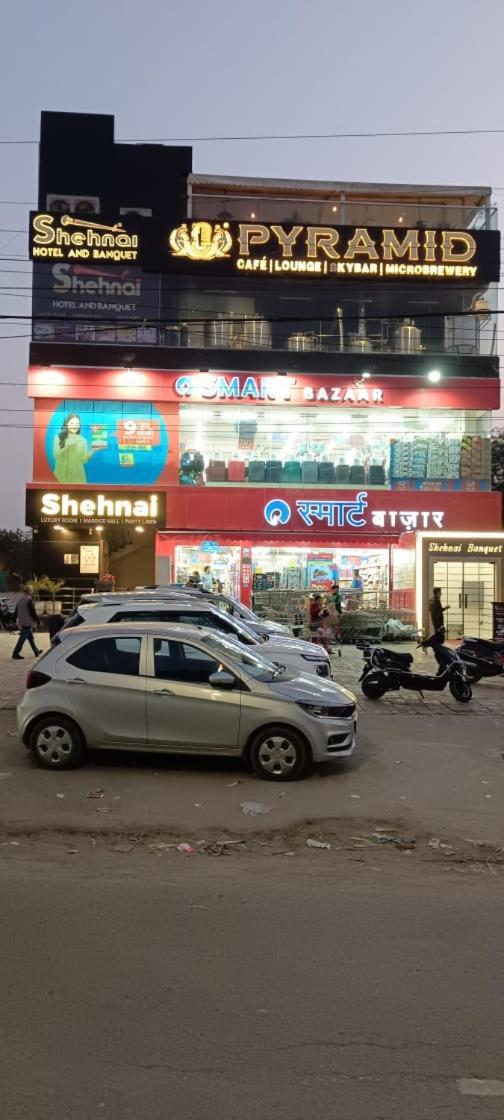Shehnai Hotel And Banquet Hisār Exterior foto